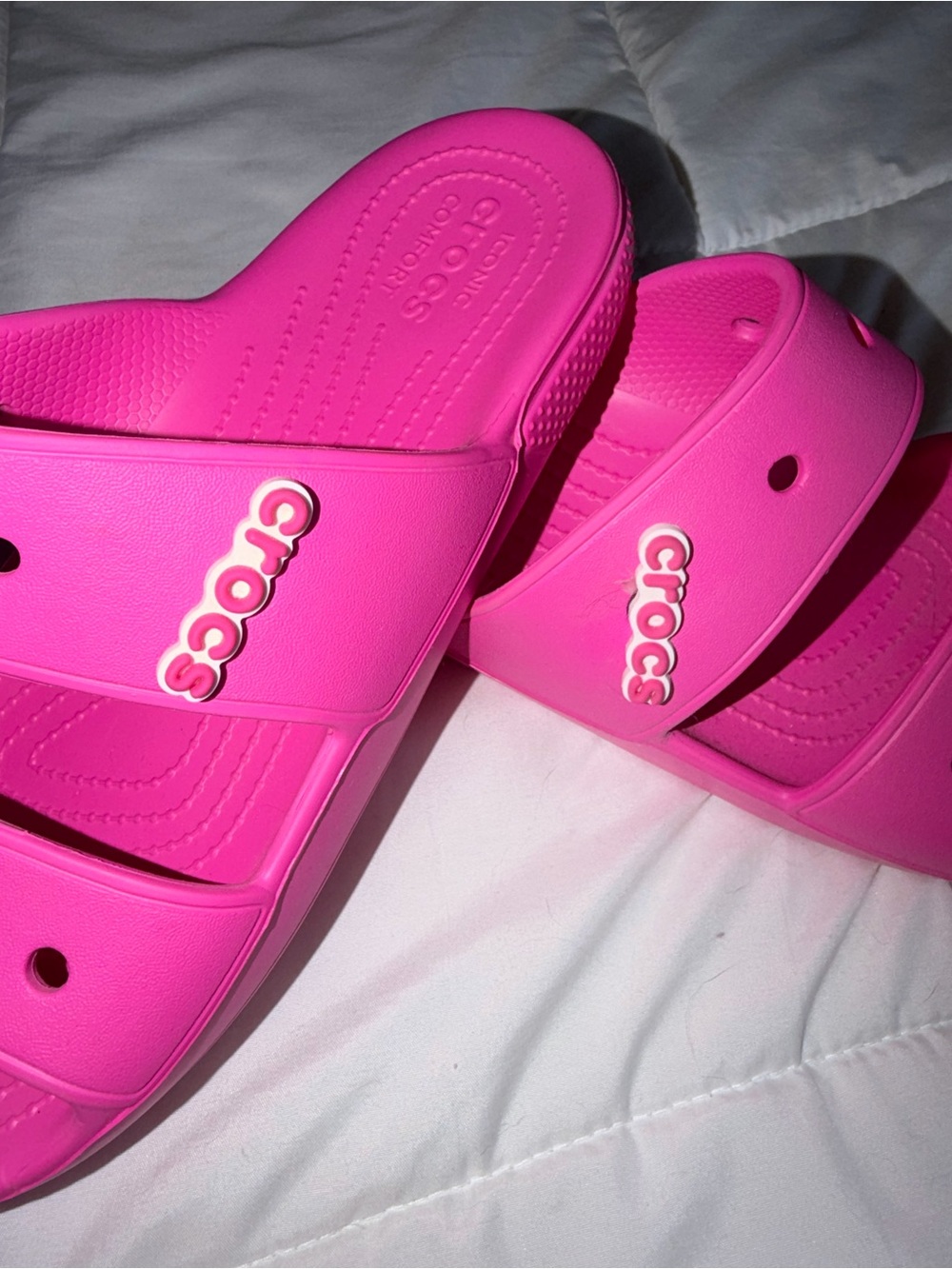 CROCS Classic Baya Sandal - Hot Pink Women 11/ Men 9